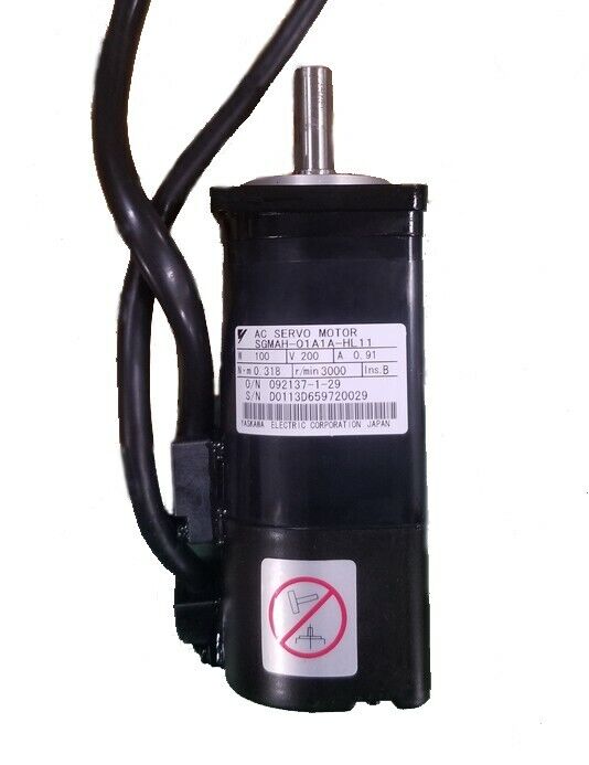 1PC New Yaskawa SGMAH-01A1A-HL11 Servo Motor Expedited Shipping