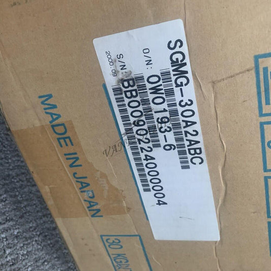 1PC New Yaskawa SGMG-30A2ABC Servo Motor Expedited Shipping SGMG30A2ABC