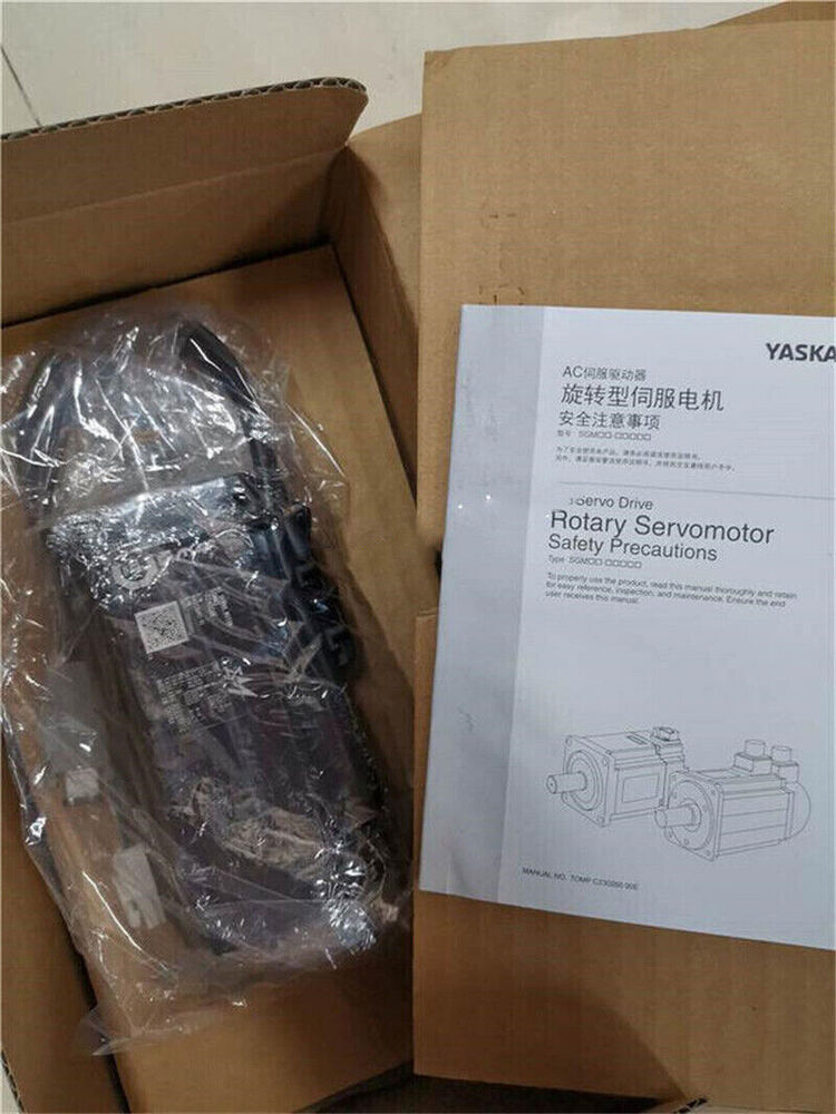 1PC New Yaskawa SGMMS-04A3C6E Servo Motor Expedited Shipping SGMMS04A3C6E