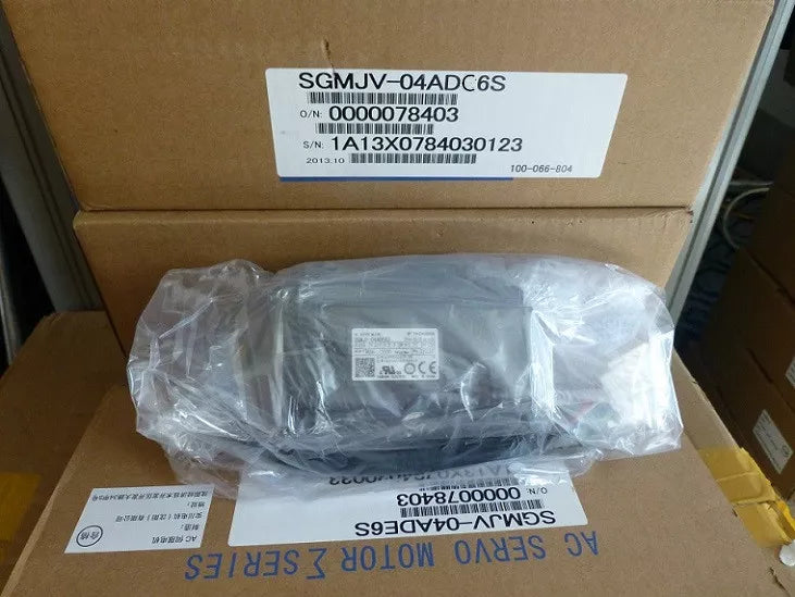 1PC New Yaskawa SGMJV-04ADC6S Servo Motor Expedited Shipping SGMJV04ADC6S