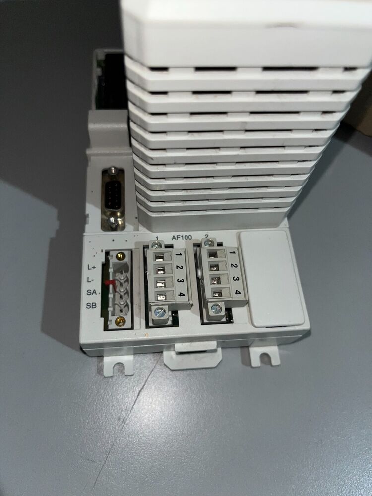 ABB CI810B 3BSE020520R1 PR E / ABB CI810B MODULE / 3BSE020520R1 / ABB New Sealed