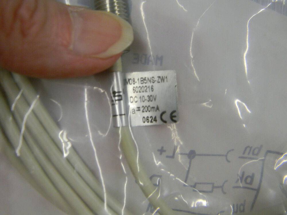 1PC New Sick IM08-1B5NS-ZW1 Proximity Sensor IM081B5NSZW1 DHL / UPS / FedEx