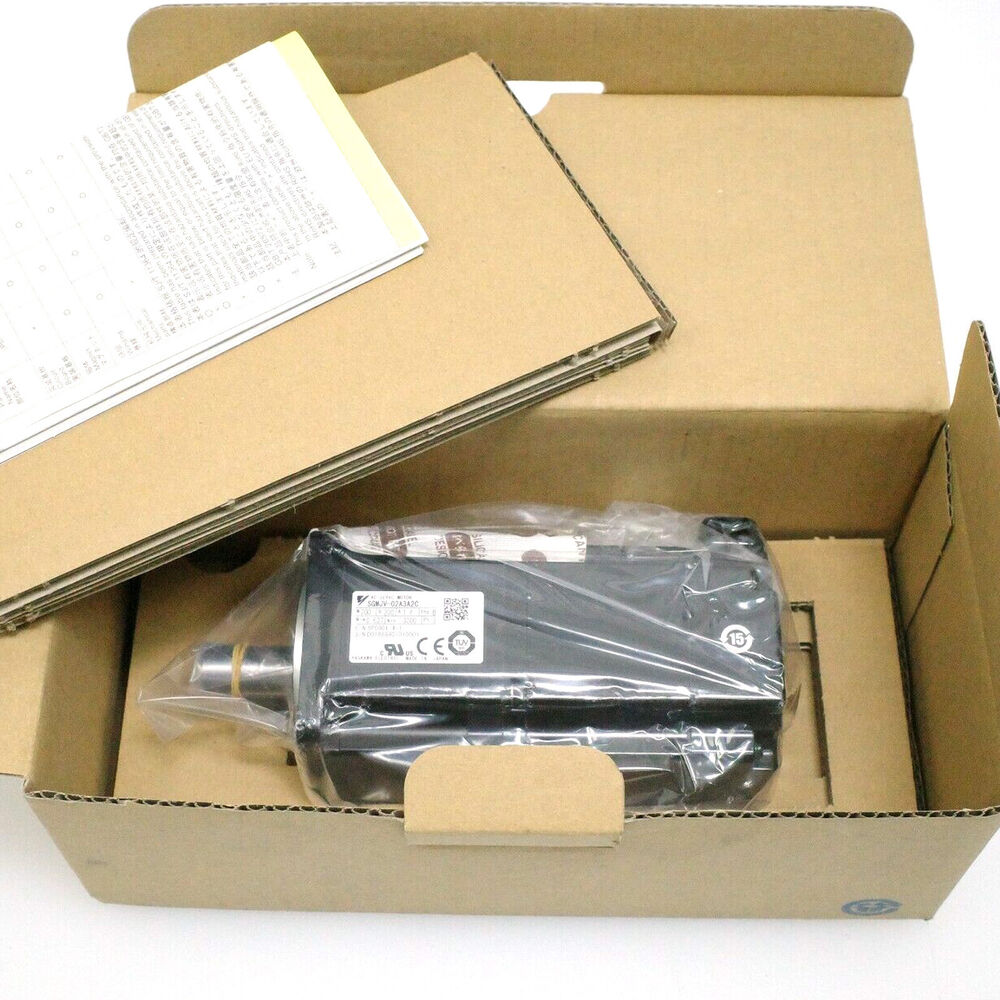 1PC New Yaskawa SGMJV-02A3A2C Servo Motor Expedited Shipping SGMJV02A3A2C