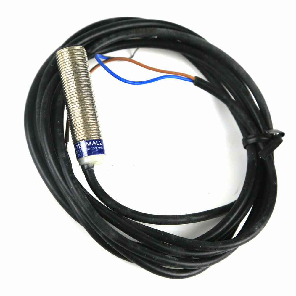 New Schneider XS612B1MAL2 Inductive Proximity Sensor, 12mm DHL / UPS / FedEX