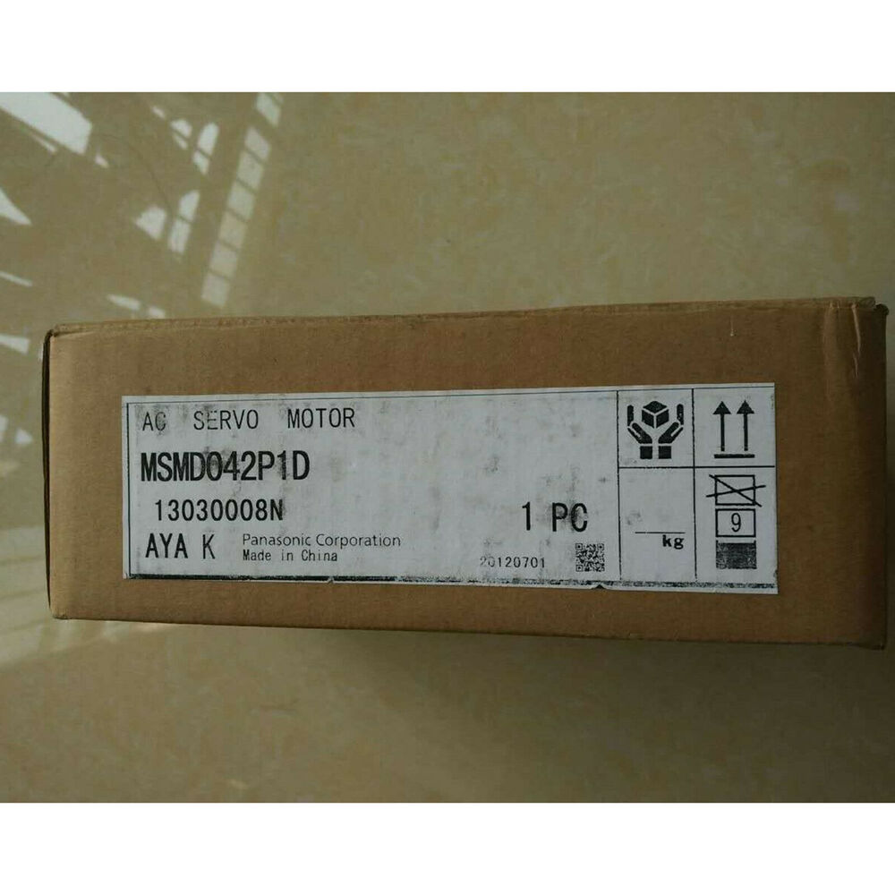 1PC New In Box Panasonic MSMD042P1D Servo Motor Expedited Shipping