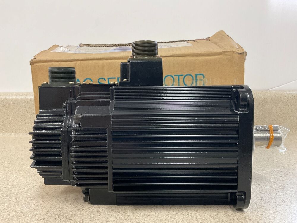 1PC New Yaskawa SGMGH-13ACA6B Servo Motor Expedited Shipping SGMGH13ACA6B