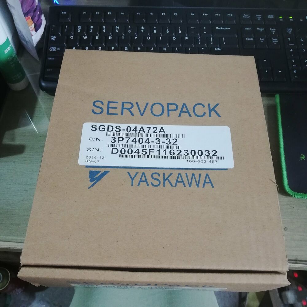 1PC New Yaskawa SGDS-04A72A Servo Driver Expedited Shipping