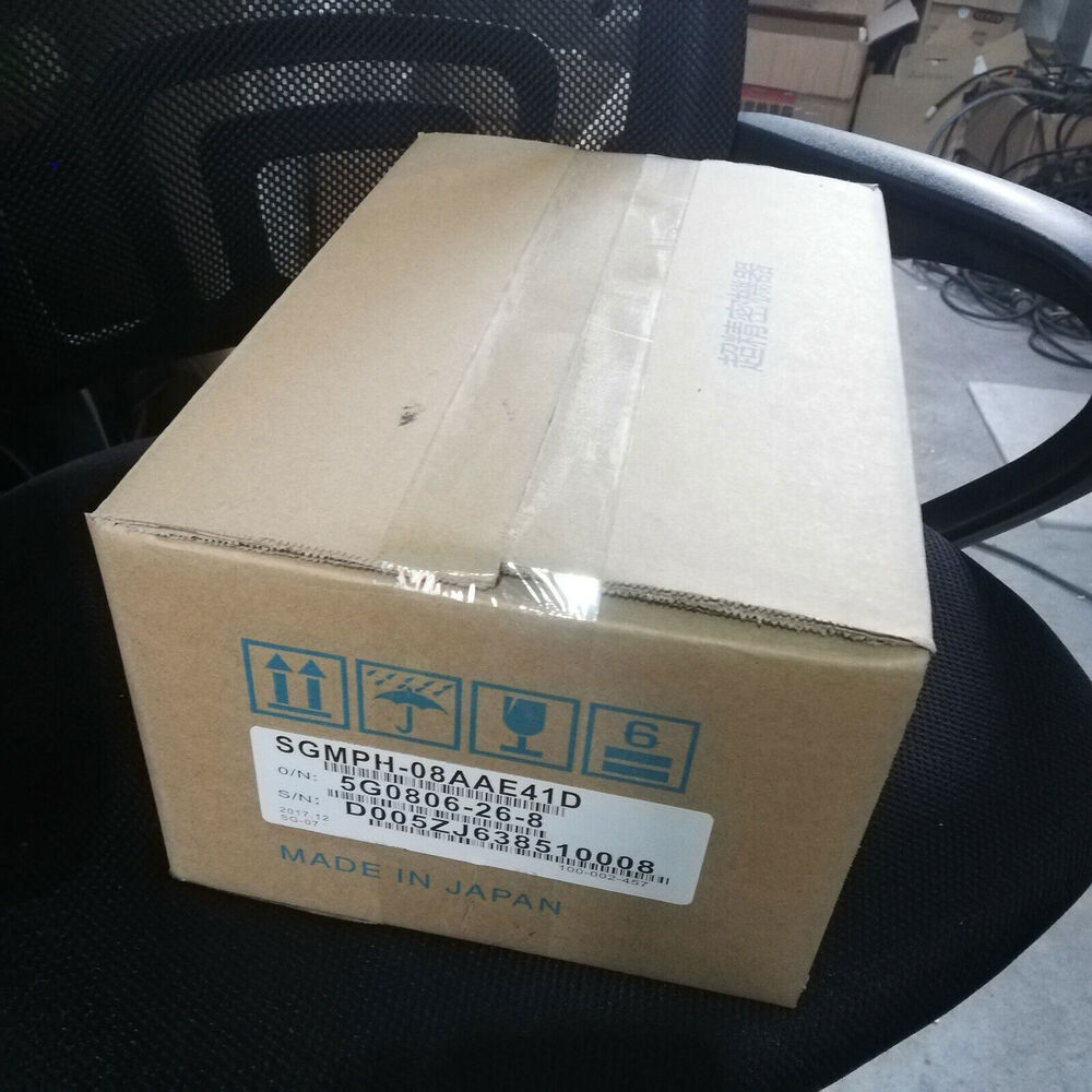 1PC New Yaskawa SGMPH-08AAE41D Servo Motor Expedited Shipping