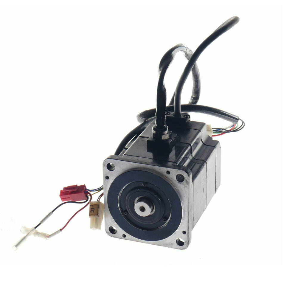 New In Box YASKAWA SGMPH-02A1A-YR32 Servo Motor DHL / UPS / FedEx