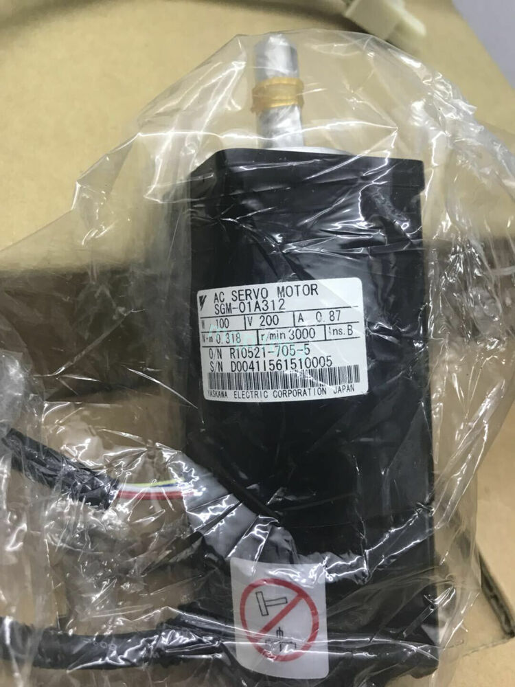 1PC New Yaskawa SGM-01A312 Servo Motor Expedited Shipping SGM01A312