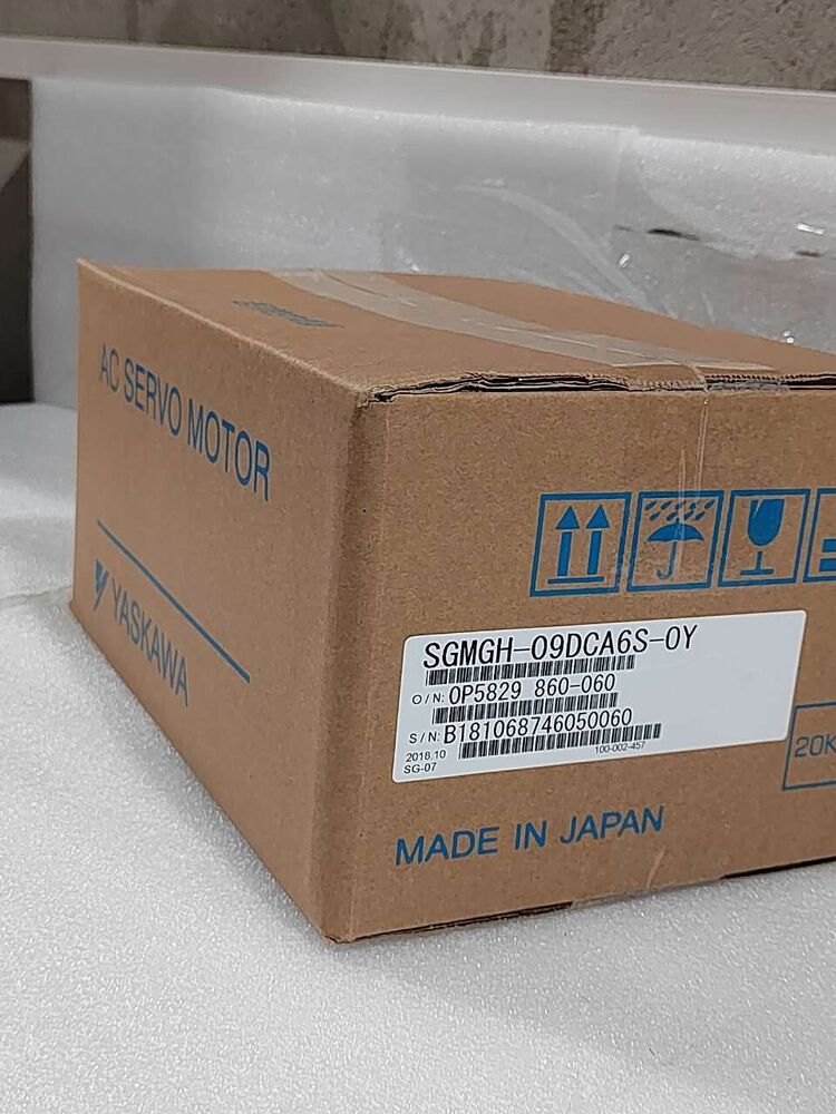 1PC New Yaskawa SGMGH-09DCA6S-OY Servo Motor Expedited Shipping