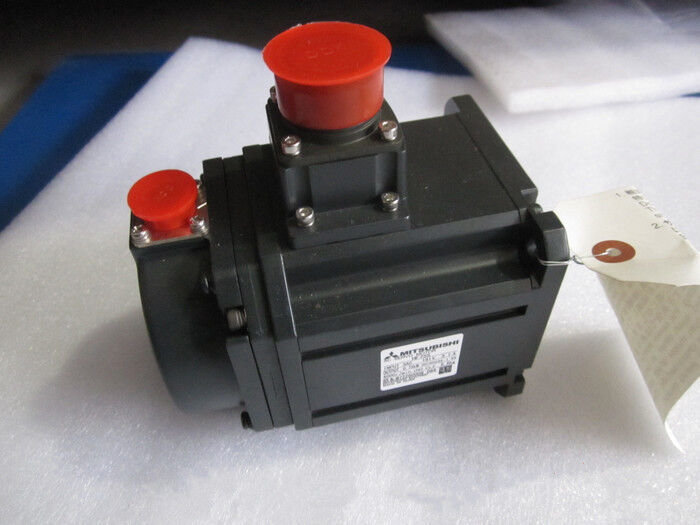 NEW IN BOX MITSUBISHI AC SERVO MOTOR HF75T-A48 HF75TA48 FREE EXPEDITED SHIPPING DHL / UPS / FedEx