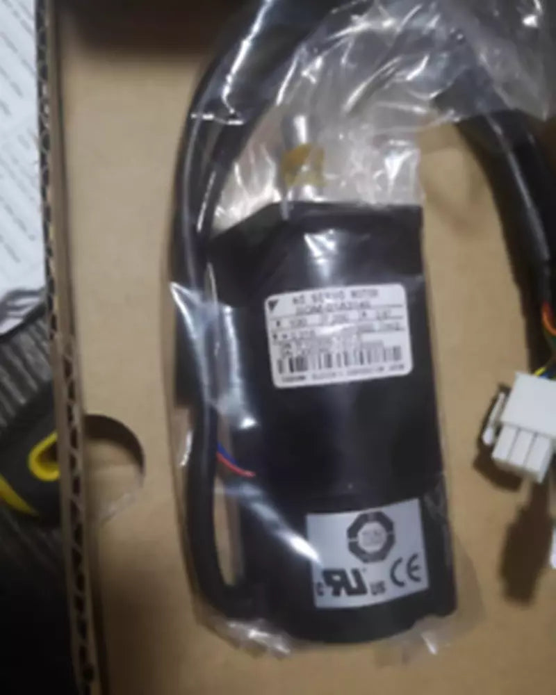1PC New Yaskawa SGM-01A314S Servo Motor Expedited Shipping SGM01A314S