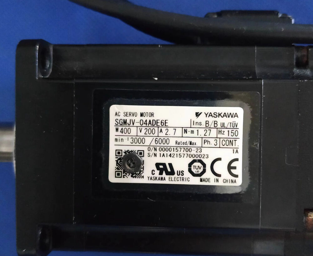 1PC New Yaskawa SGMJV-04ADE6E Servo Motor Expedited Shipping SGMJV04ADE6E