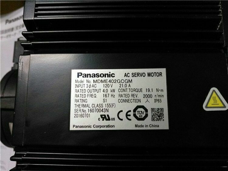 1PC New In Box Panasonic MDME402GCGM Servo Motor Expedited Shipping