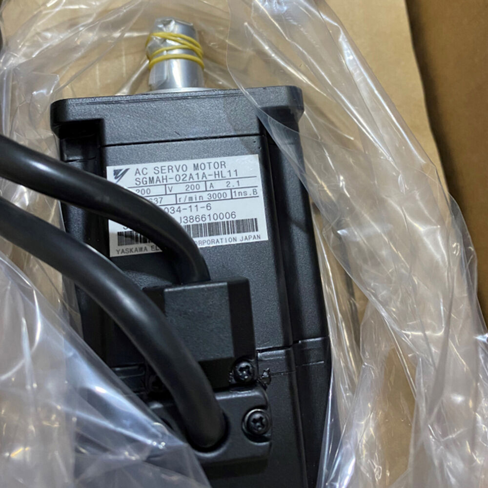1PC New Yaskawa SGMAH-02A1A-HL11 Servo Motor Expedited Shipping