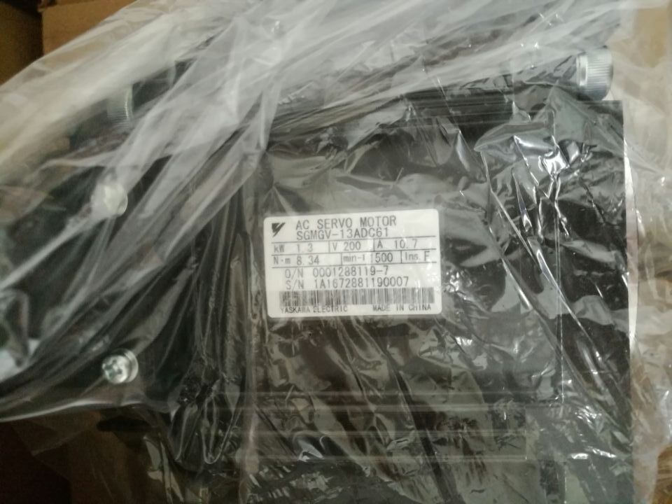 1PC New Yaskawa SGMGV-13ADC61 Servo Motor Expedited Shipping SGMGV13ADC61