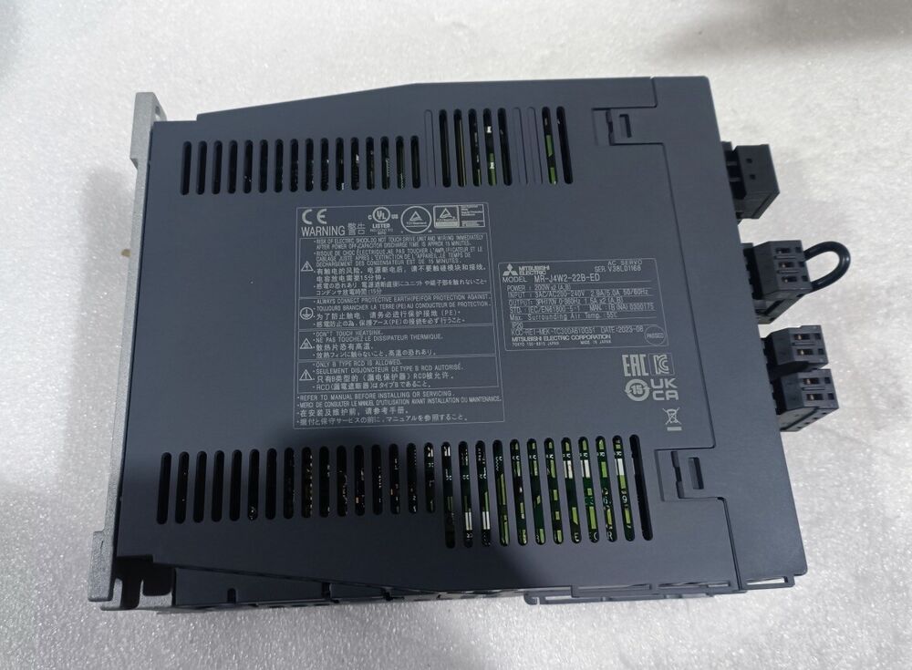 Fast Shipping Mitsubishi Servo Drive MR-J4W2-22B-ED NEW By UPS / DHL / Fedex