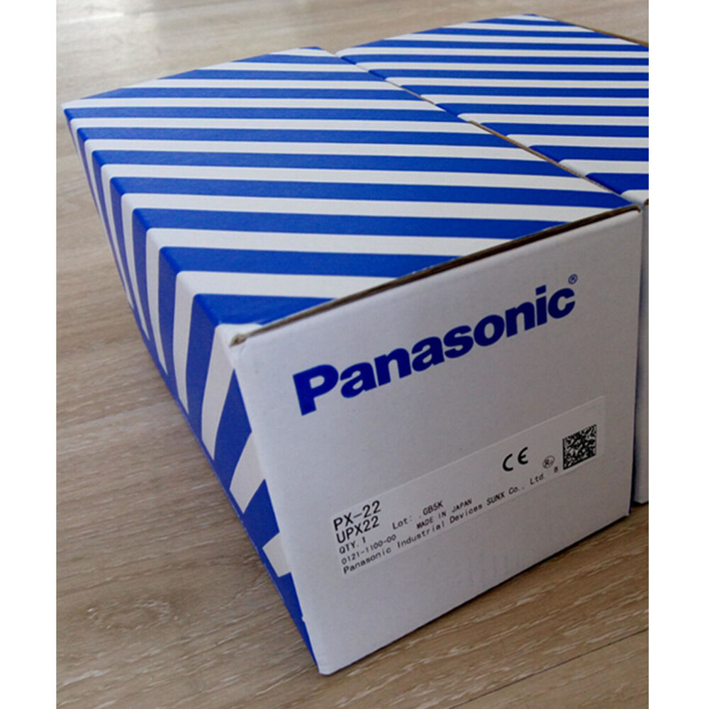 1PC New In Box Panasonic PX-22 Photoelectric Sensor Expedited Shipping PX22