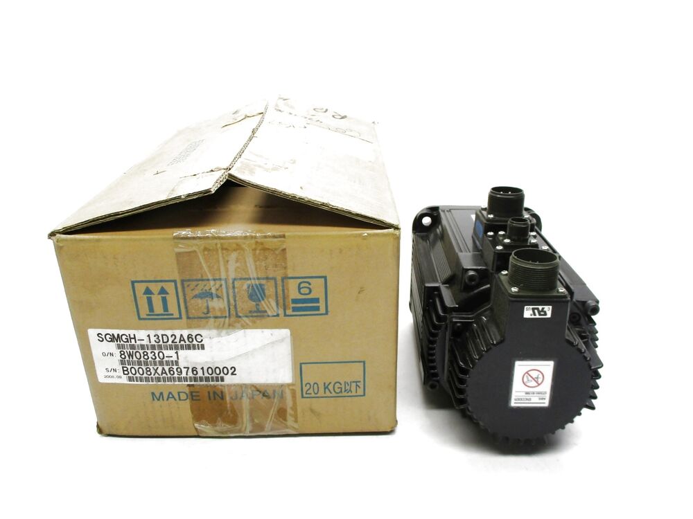 1PC New Yaskawa SGMGH-13D2A6C Servo Motor Expedited Shipping SGMGH13D2A6C