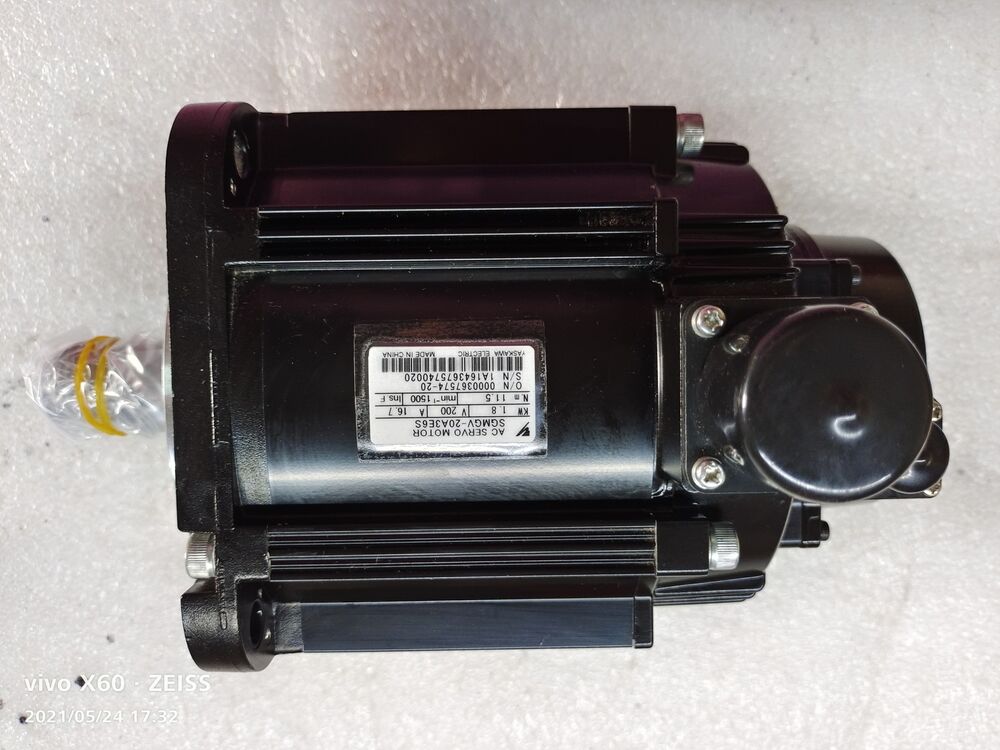 1PC New Yaskawa SGMGV-20A3E6S Servo Motor Expedited Shipping SGMGV20A3E6S