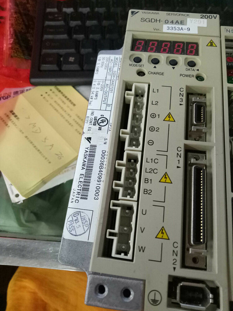 1PC New In Box Yaskawa SGDH-04AEY291 Servo Drives Expedited Shipping