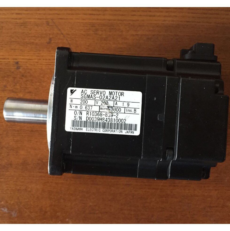 1PC New Yaskawa SGMAS-02A2A21 Servo Motor Expedited Shipping SGMAS02A2A21