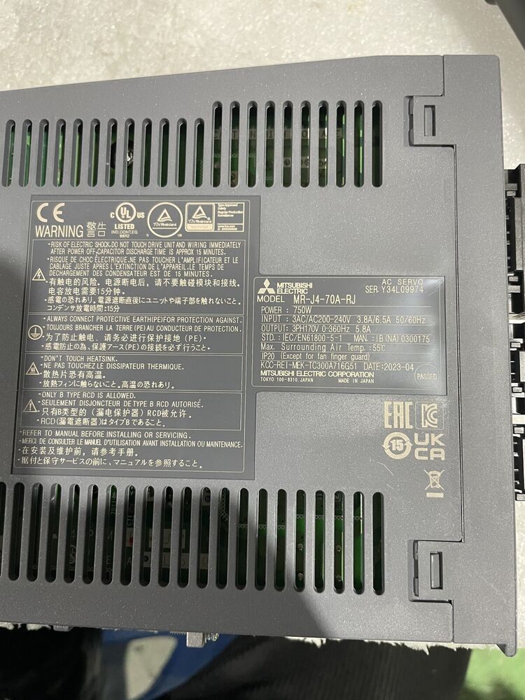 Mitsubishi Electric Servo Drive MR-J4-70A-RJ In stock Fast Shipping UPS / DHL / Fedex