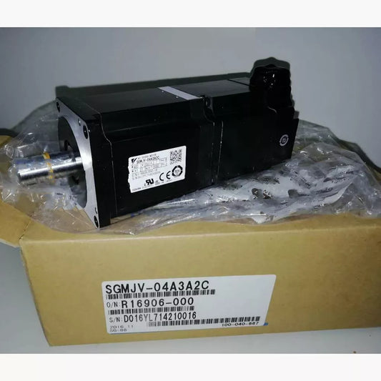 1PC New Yaskawa SGMJV-04A3A2C Servo Motor Expedited Shipping SGMJV04A3A2C