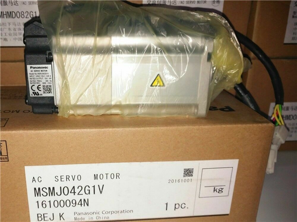 1PC New In Box Panasonic MSMJ042G1V Servo Motor Expedited Shipping