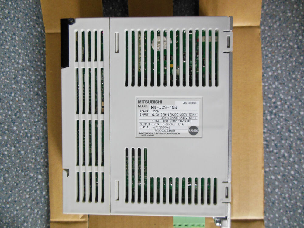 NEW MITSUBISHI AC Servo Driver Amplifier MR-J2S-10B MRJ2S10B In Box Free Ship UPS / DHL / Fedex