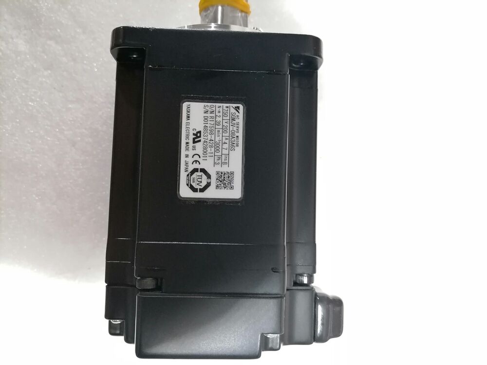 1PC New Yaskawa SGMJV-08A3A6S Servo Motor Expedited Shipping