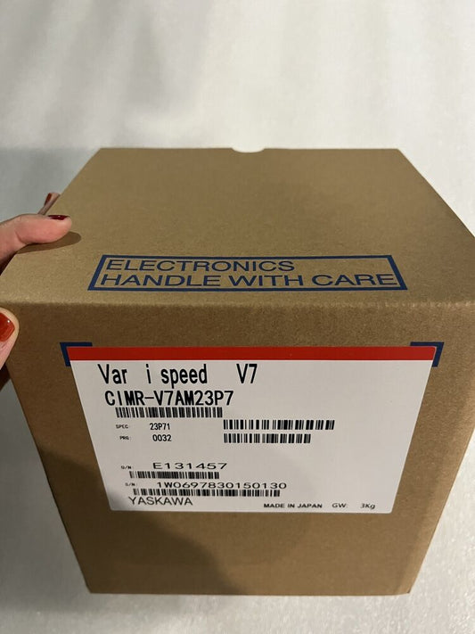New Yaskawa CIMR-V7AM23P7 Stock By DHL/UPS/FedEx Fast Shipping  UPS /  Fedex / DHL