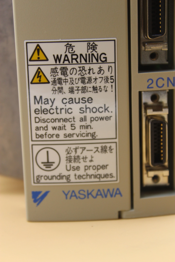 1PC New Yaskawa SGDE-04AP Servo Driver Expedited Shipping