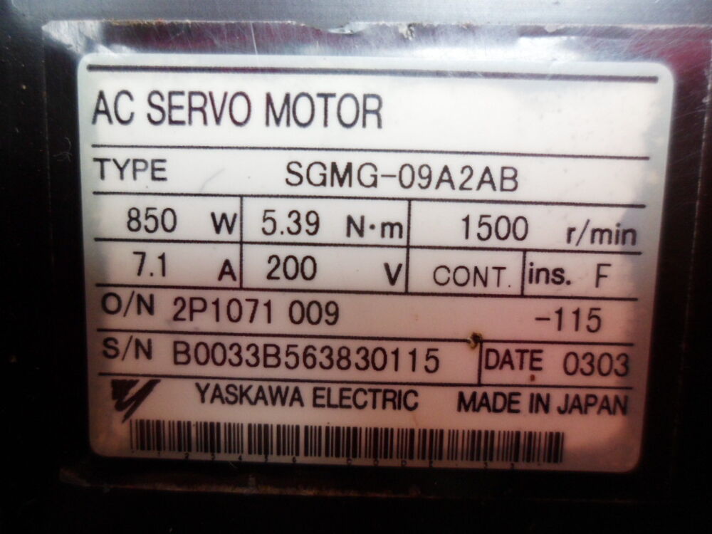 1PC YASKAWA AC SERVO MOTOR SGMG-09A2AB SGMG09A2AB NEW FREE EXPEDITED SHIPPING DHL / UPS / FedEx