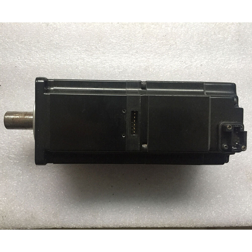 1PC New Yaskawa SGMAS-04ACA2C Servo Motor Expedited Shipping SGMAS04ACA2C