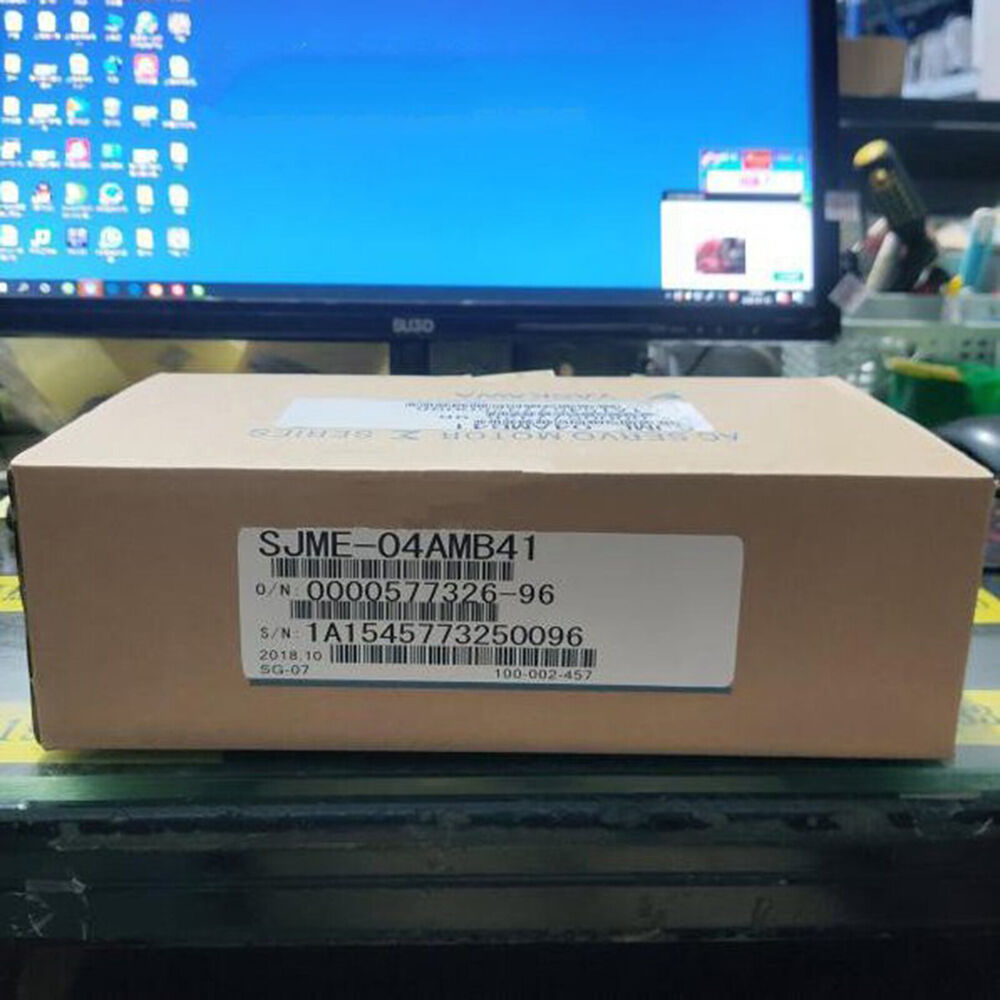 1PC New Yaskawa SJME-04AMB41 Servo Motor Expedited Shipping SJME04AMB41