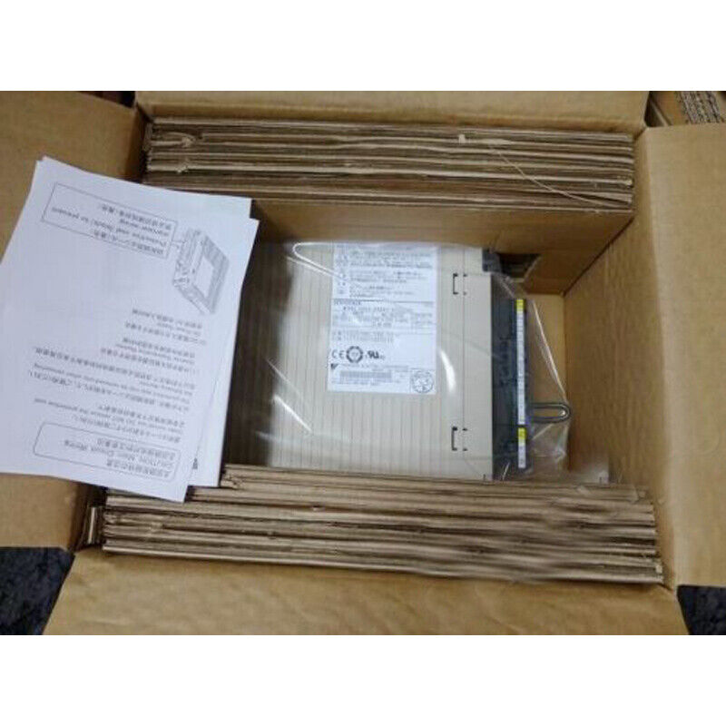 1PC New Yaskawa SGDS-10A01A Servo Driver Expedited Shipping