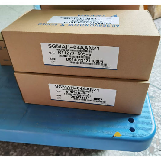 1PC New Yaskawa SGMAH-04AAN21 Servo Motor Expedited Shipping SGMAH04AAN21