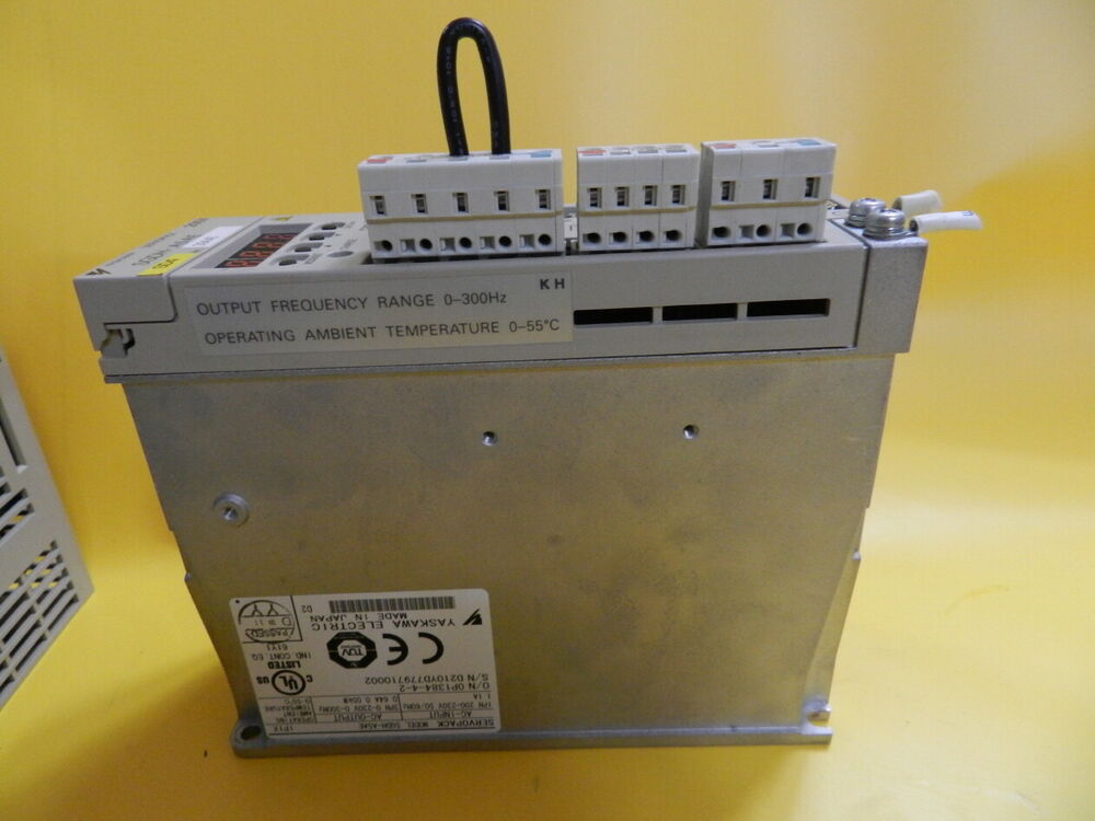 1PC New Yaskawa SGDH-A5AE Servo Driver Expedited Shipping