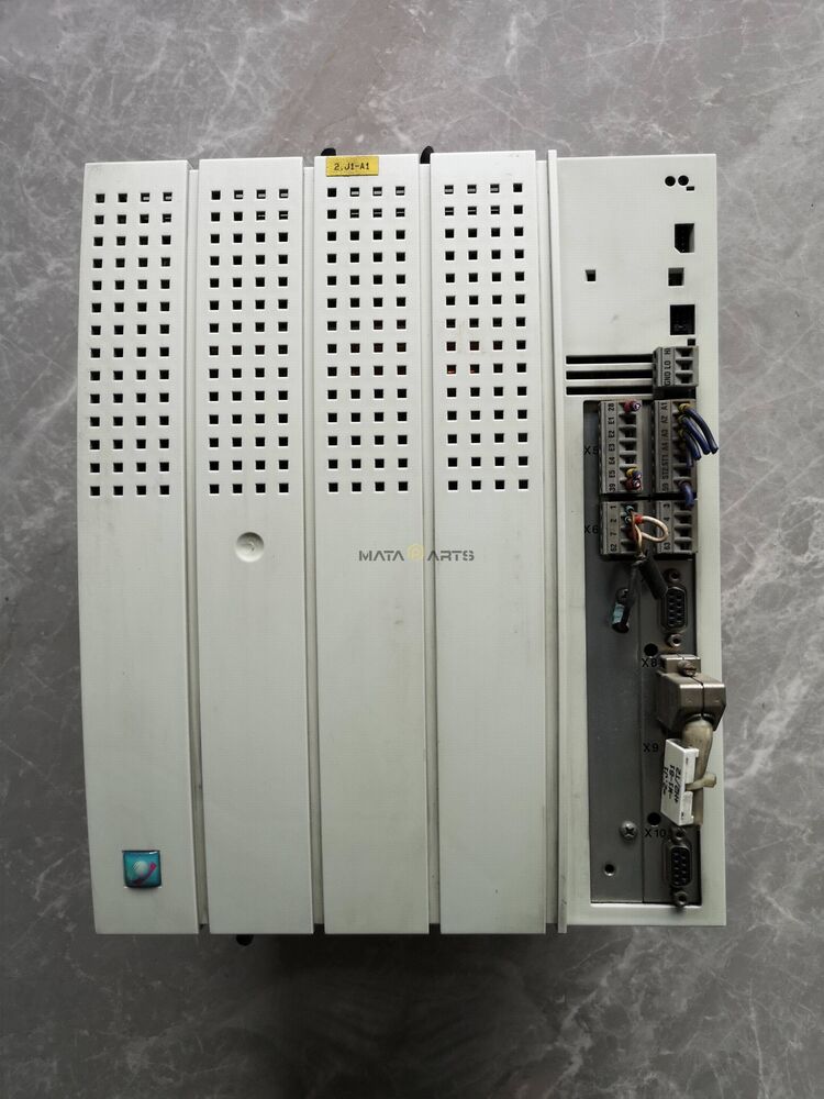ONE USED LENZE EVS9328-ES