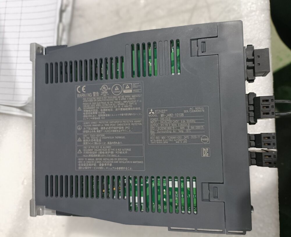 Fast Shipping Mitsubishi Servo Drive MR-J4W2-1010B NEW by DHL/UPS UPS / DHL / Fedex