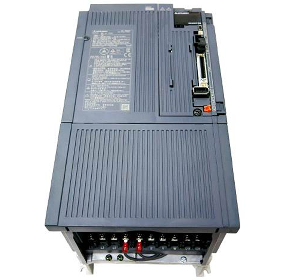 NEW MITSUBISHI MR-J4-700A MRJ4700A Servo Drives UPS / DHL / Fedex