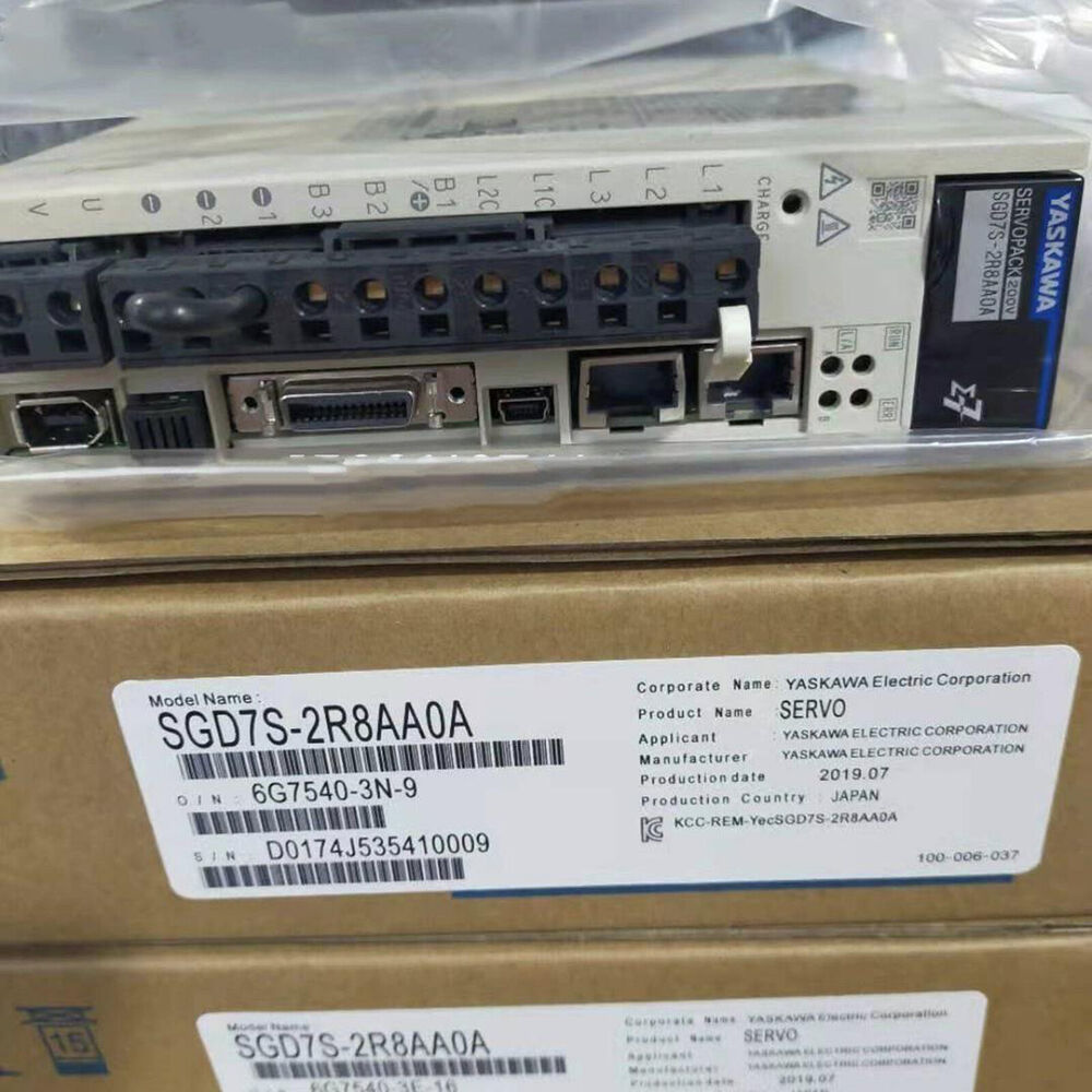 1PC New Yaskawa SGD7S-2R8AA0A Servo Driver Expedited Shipping