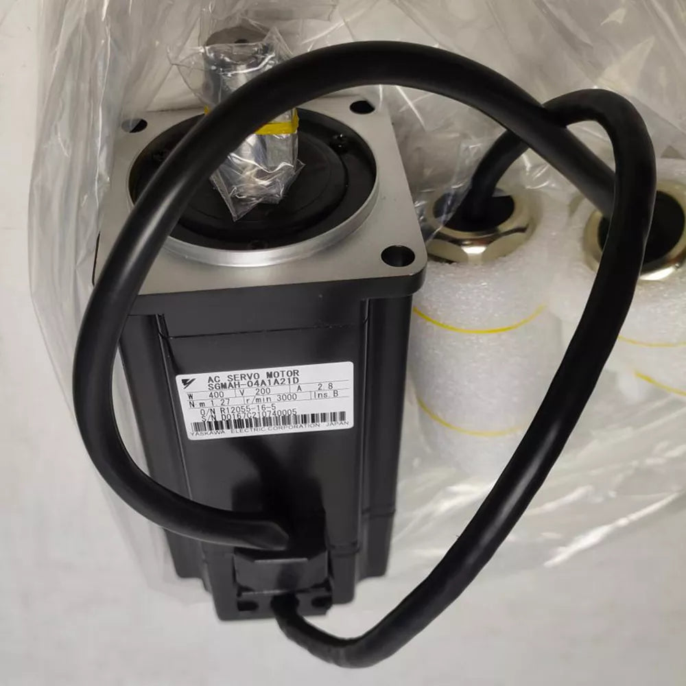 1PC New Yaskawa SGMAH-04A1A21D Servo Motor Expedited Shipping SGMAH04A1A21D