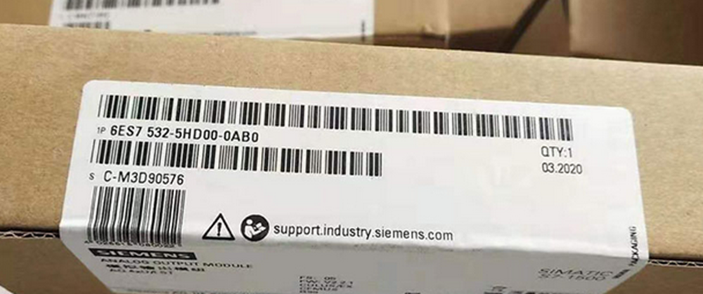 New Siemens 6ES7 532-5HD00-0AB0 6ES7532-5HD00-0AB0 S7-1500 analog output module