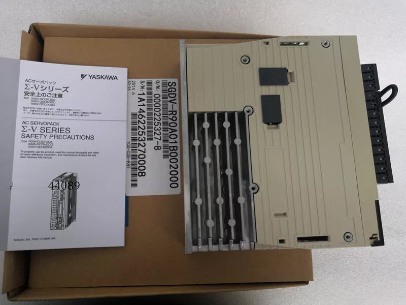 1PC New Yaskawa SGDV-R90A01B002000 Servo Driver Expedited Shipping