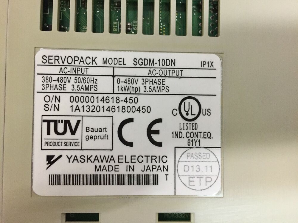 1PC New Yaskawa SGDM-10DN Servo Driver Expedited Shipping