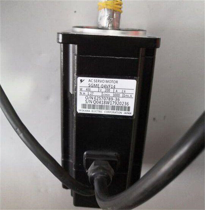 1PC New Yaskawa SGME-04VF14 Servo Motor Expedited Shipping SGME04VF14