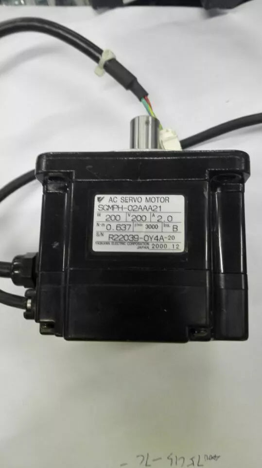 1PC New Yaskawa SGMPH-02AAA21 Servo Motor Expedited Shipping